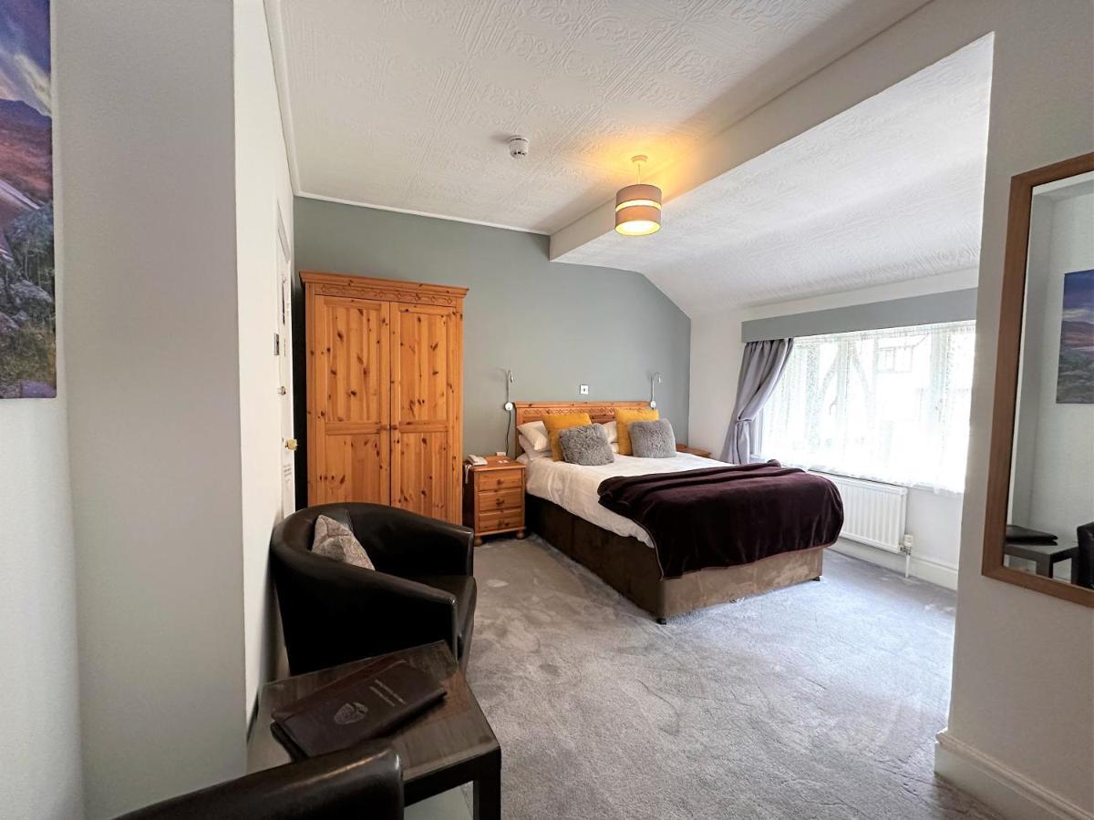 Craig-Y-Dderwen Riverside Hotel Betws-y-Coed Esterno foto