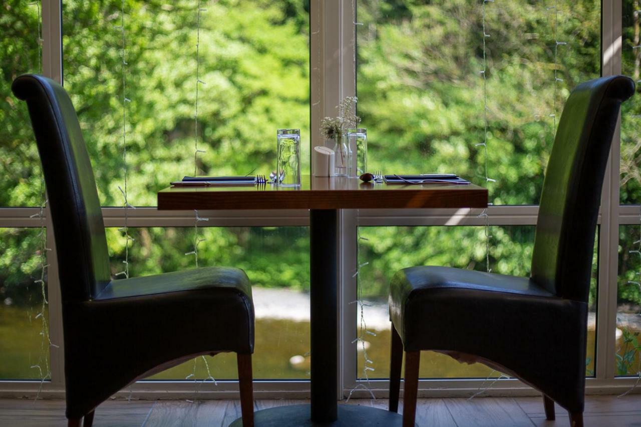Craig-Y-Dderwen Riverside Hotel Betws-y-Coed Esterno foto